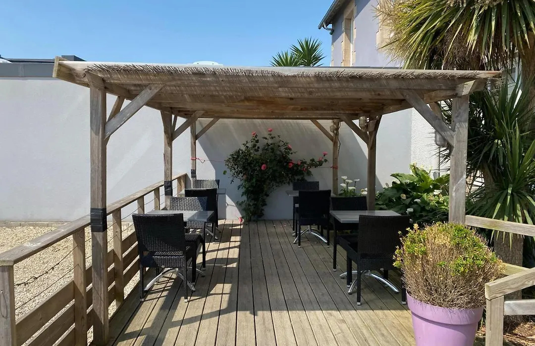 Hotel Restaurant Le Phare-1