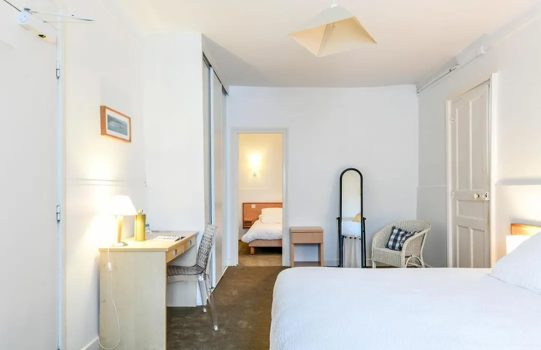 Hotel Val Flores Logis-1