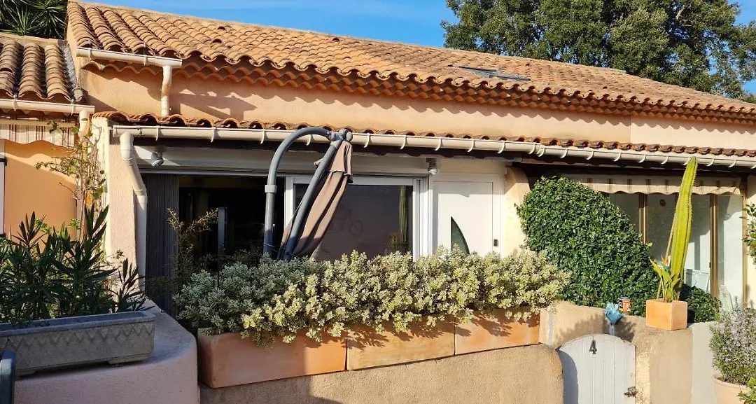 Charmante Maison A 4Min De Plage Du Debarquement-1