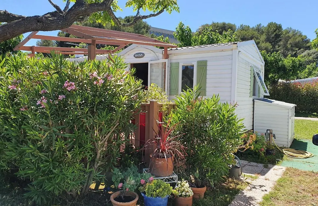 Bungalow-1