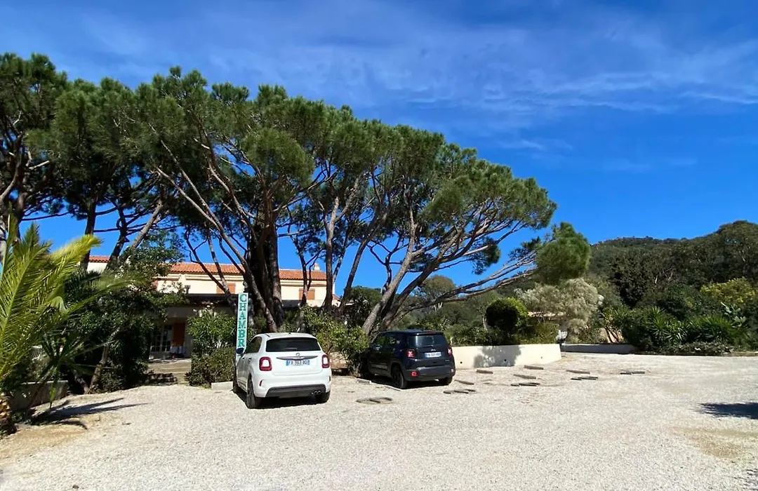 Le Refuge-1
