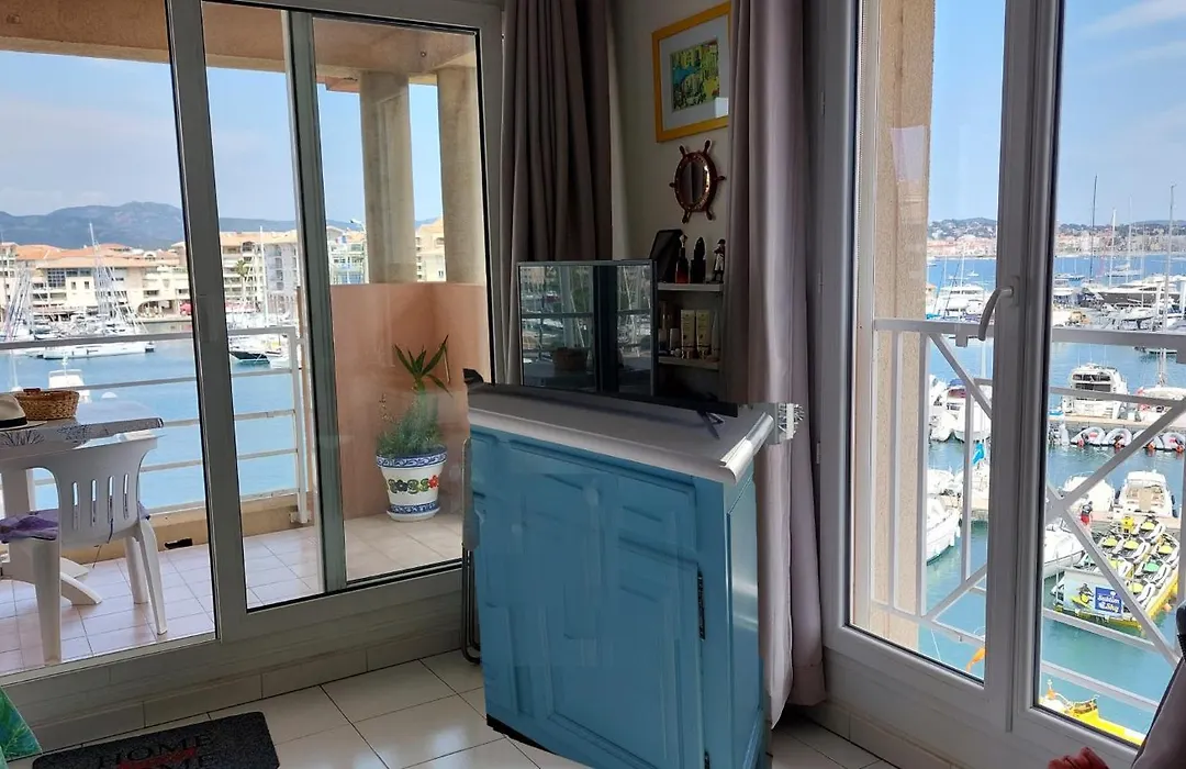 Boutique Apartment Hirondelle Port Frejus-1