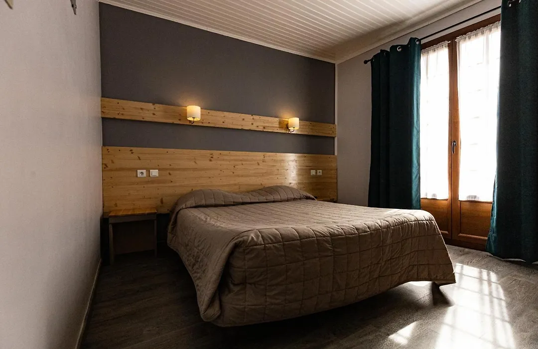 Hotel Le Coq D'Or-1