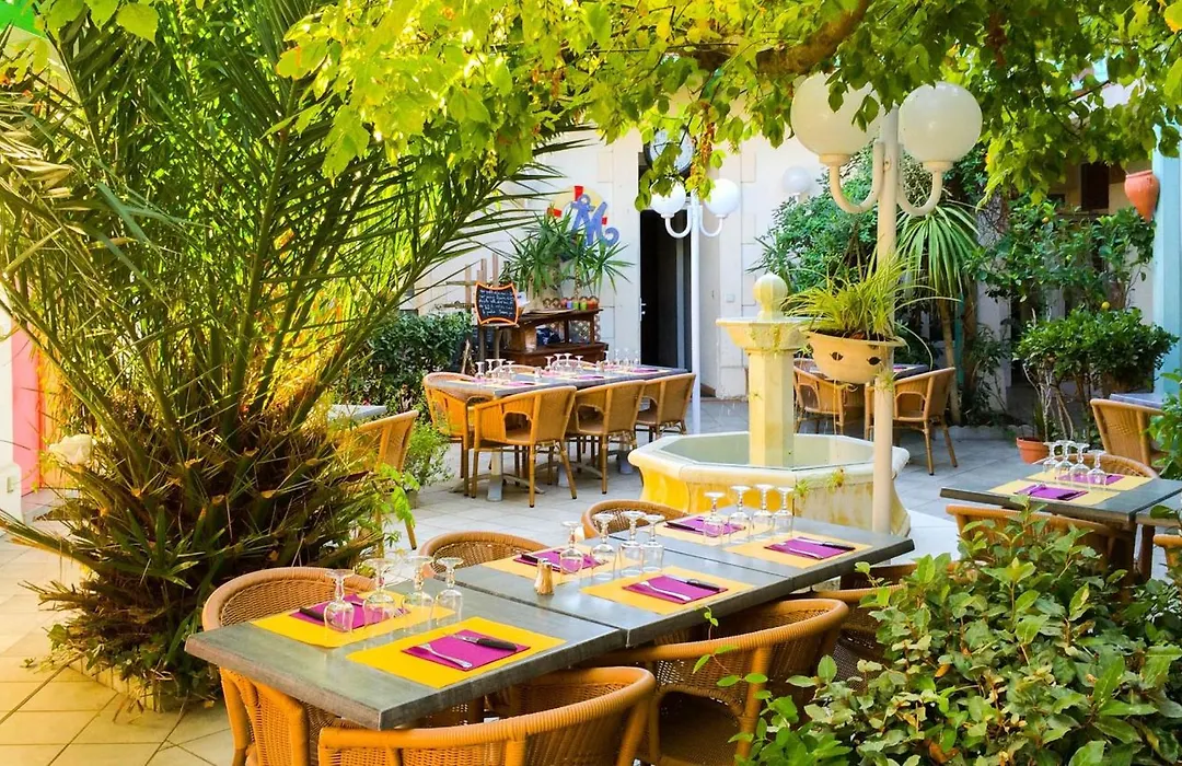Hotel Orange Marine-1