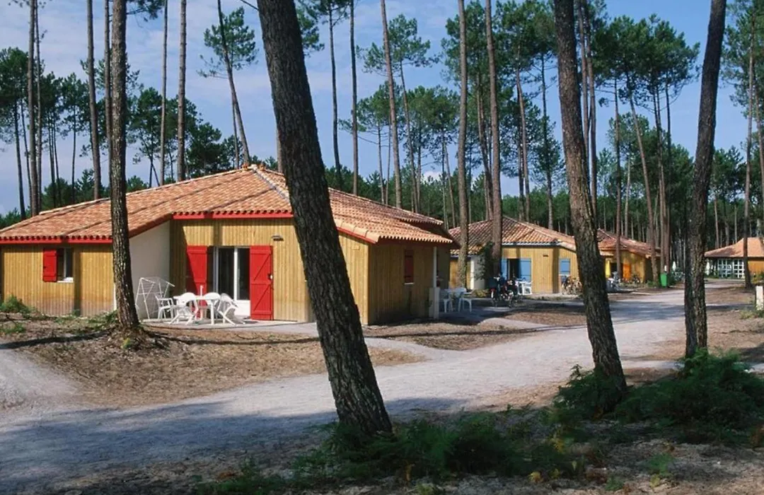 Village Vacances Le Lac Marin-1
