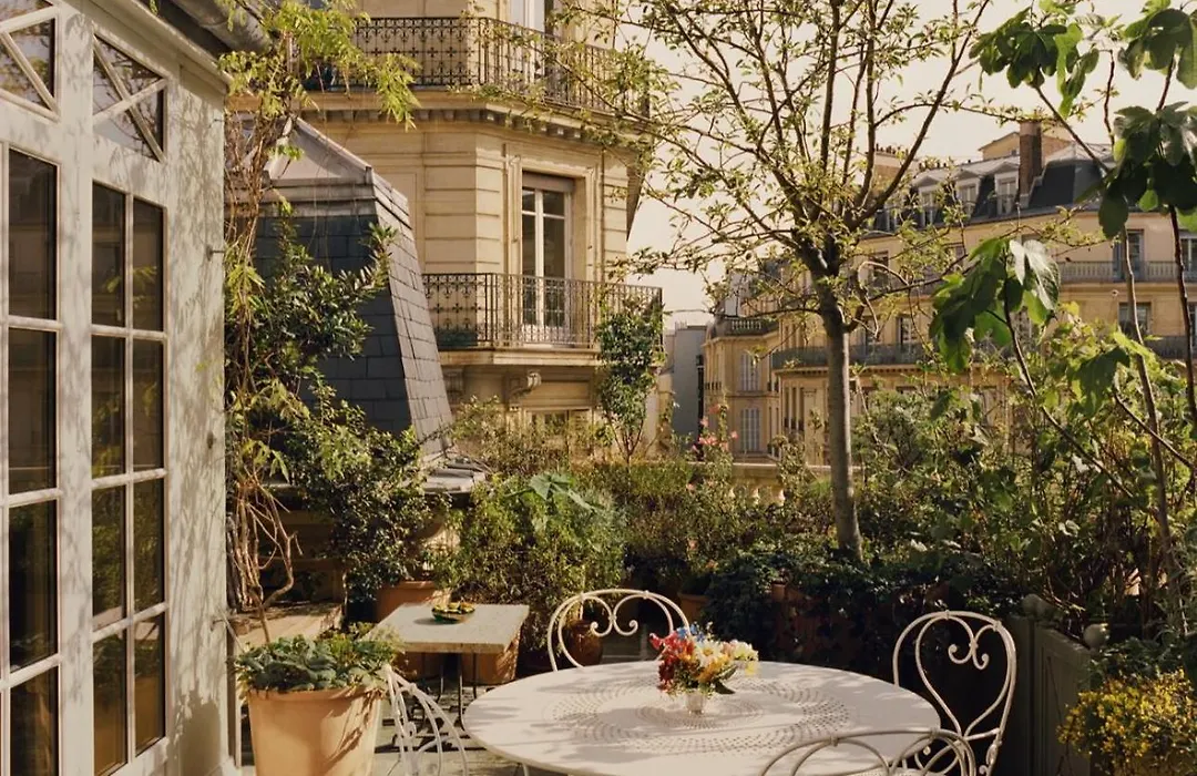 Château Voltaire-1
