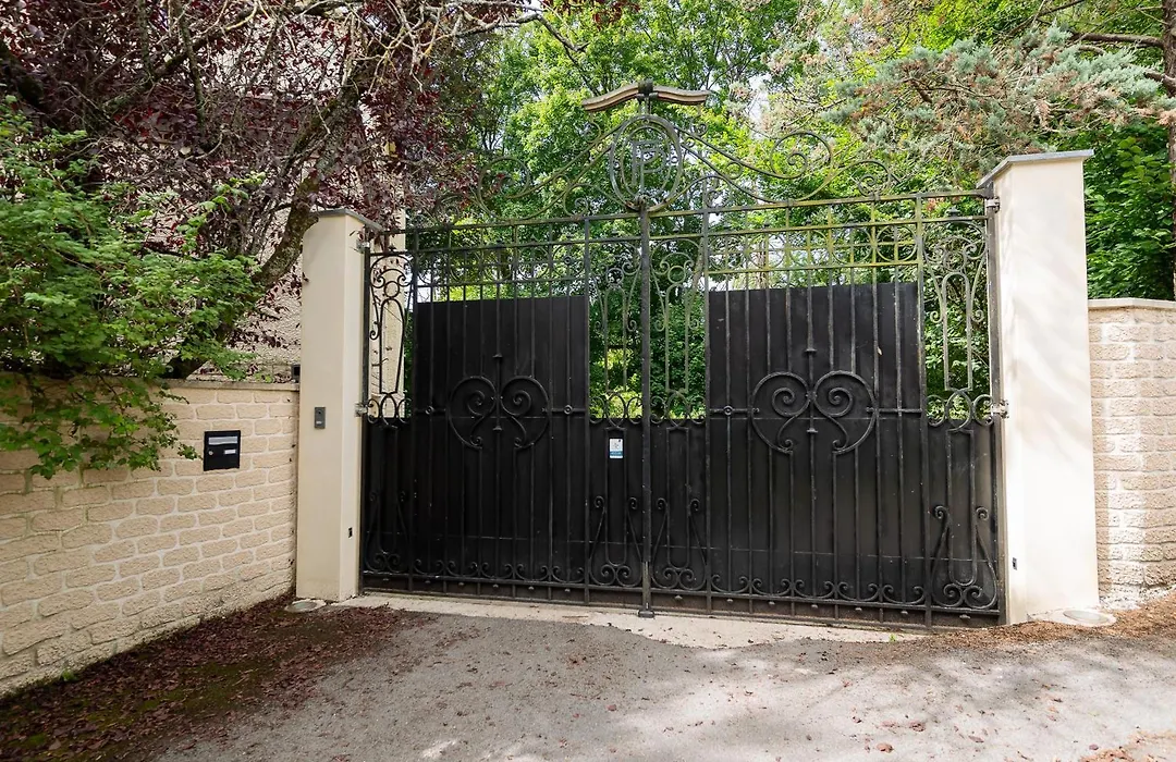 Villa Notre Dame Face Au Chateau Fort-1