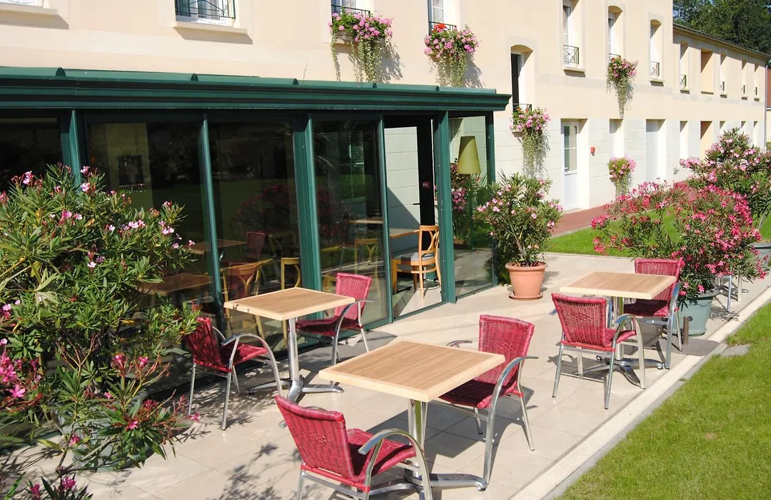 Hôtel Logis Entre Beauce et Perche-1