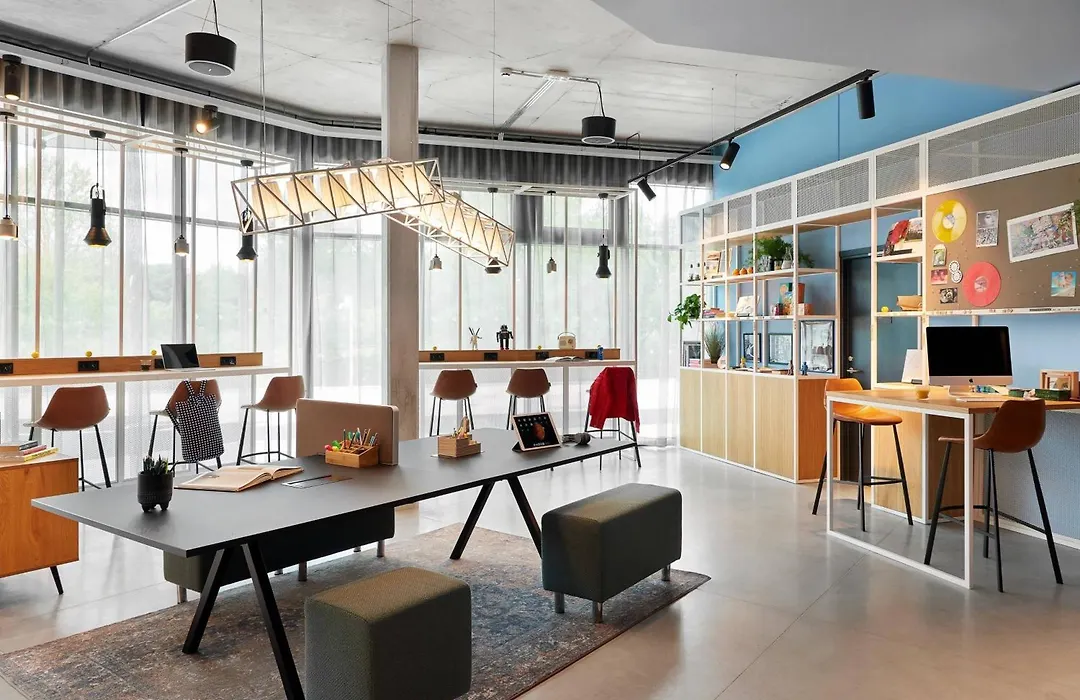 Moxy Antibes Sophia Antipolis-1
