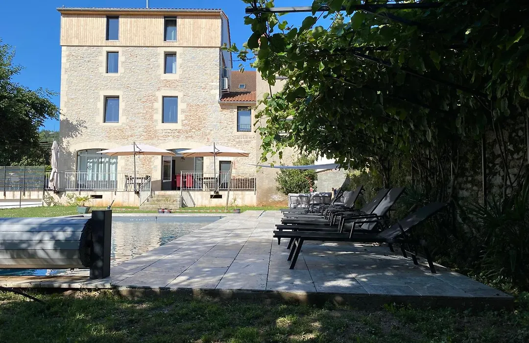 La Bellours Maison d Hôtes avec Piscine-1