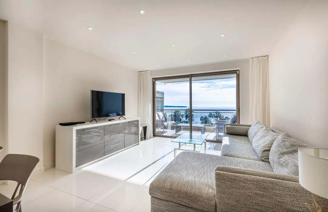 Agence des Résidences - Appartements privés du 45 CROISETTE- Prestige-1