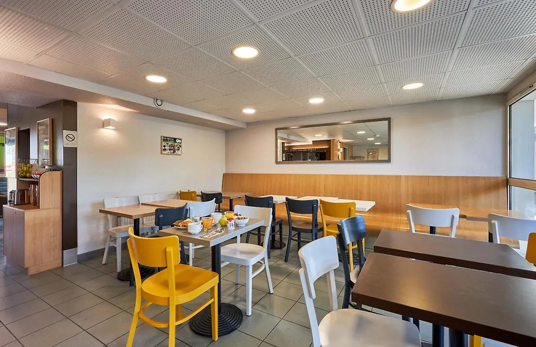 B&B Hotel Caen Sud-1
