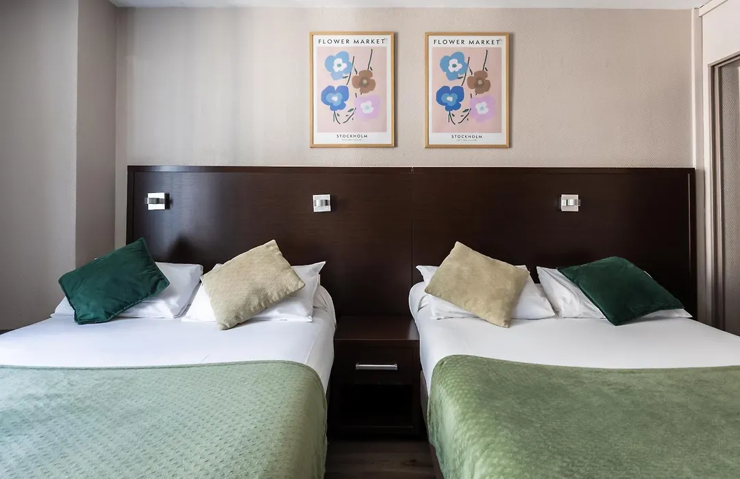 Hotel Bristol Nord Paris-1