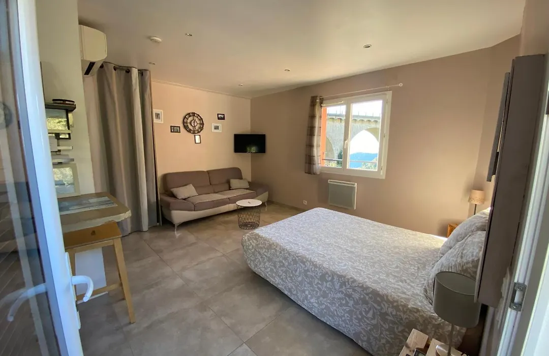 Studio Pied Village Eze - Dans Villa - Parking Gratuit-1