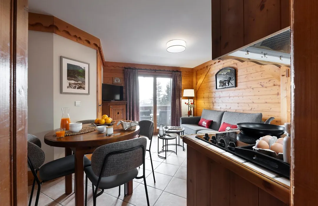 Residence Pierre & Vacances Premium Les Fermes De Meribel-1