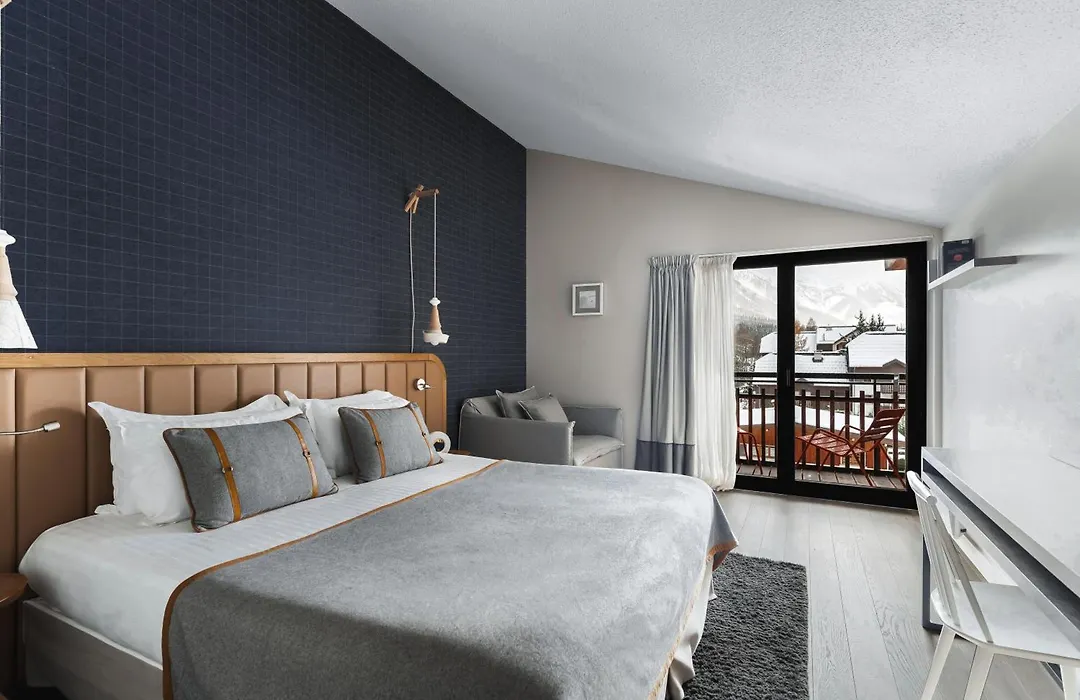 Heliopic Hotel & Spa-1