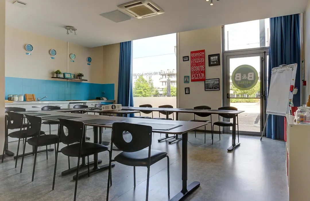 B&B Hotel Reims Bezannes-1