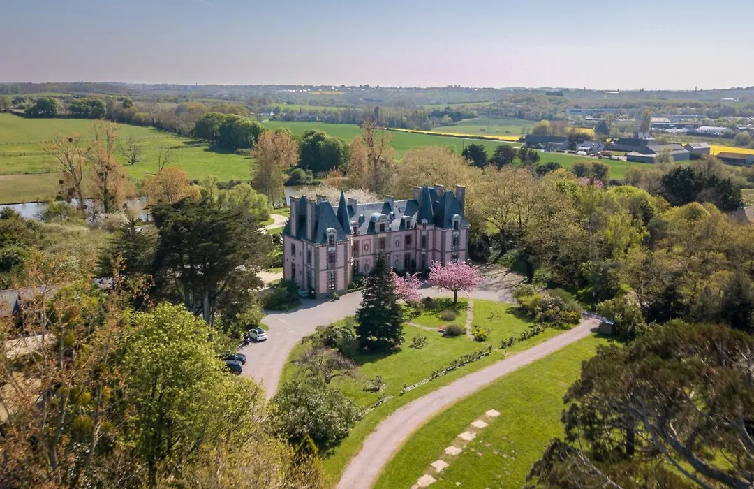 Château Hôtel Du Colombier-1