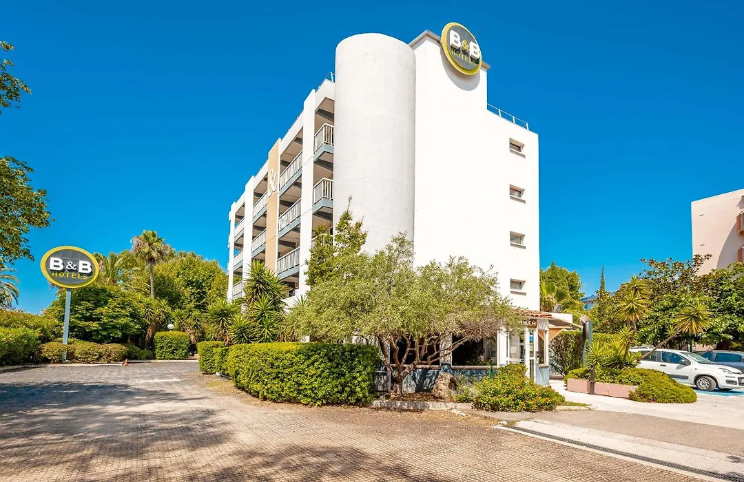 B&B HOTEL Hyères-1