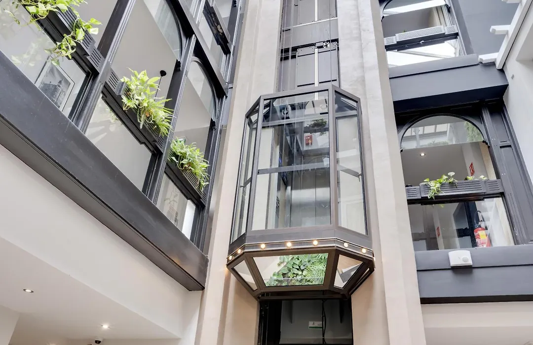 Best Western Plus Le Picardy-1