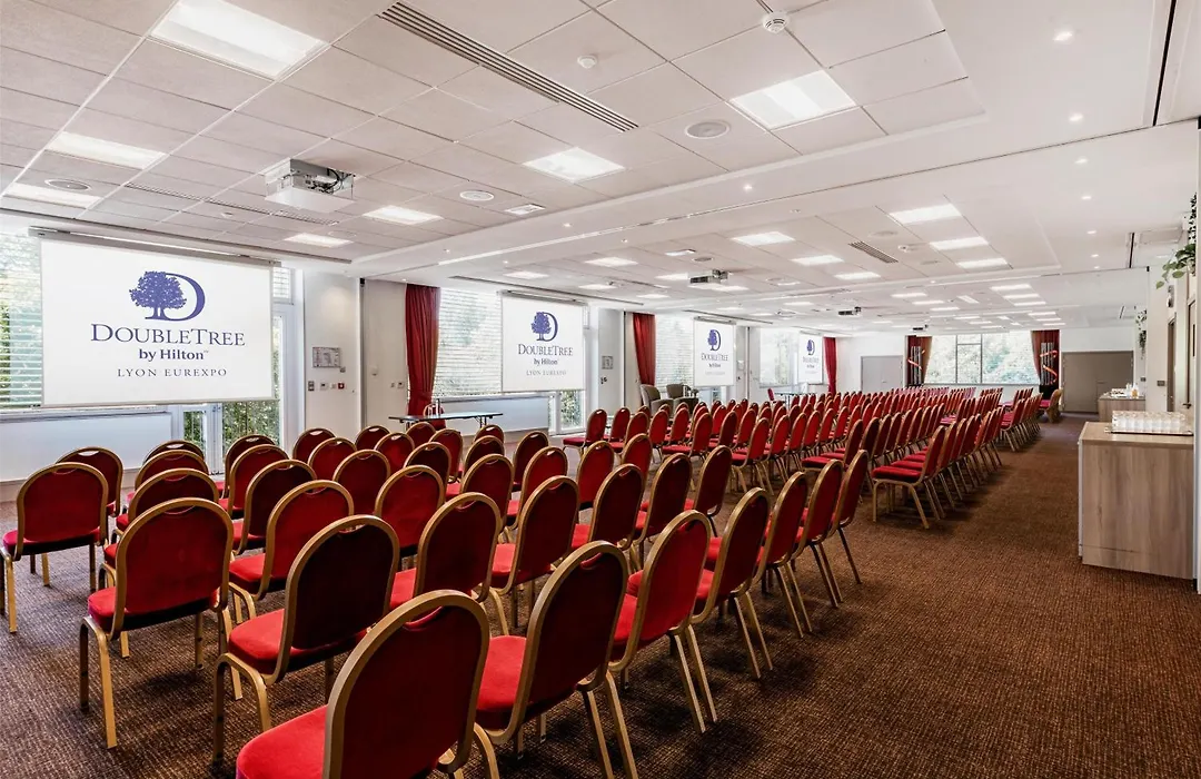 Doubletree By Hilton Lyon Eurexpo & Spa-1