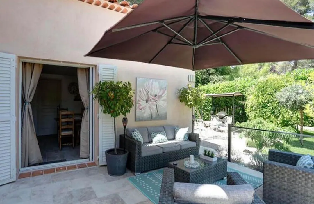 Chic Villa In Mouans-Sartoux-1
