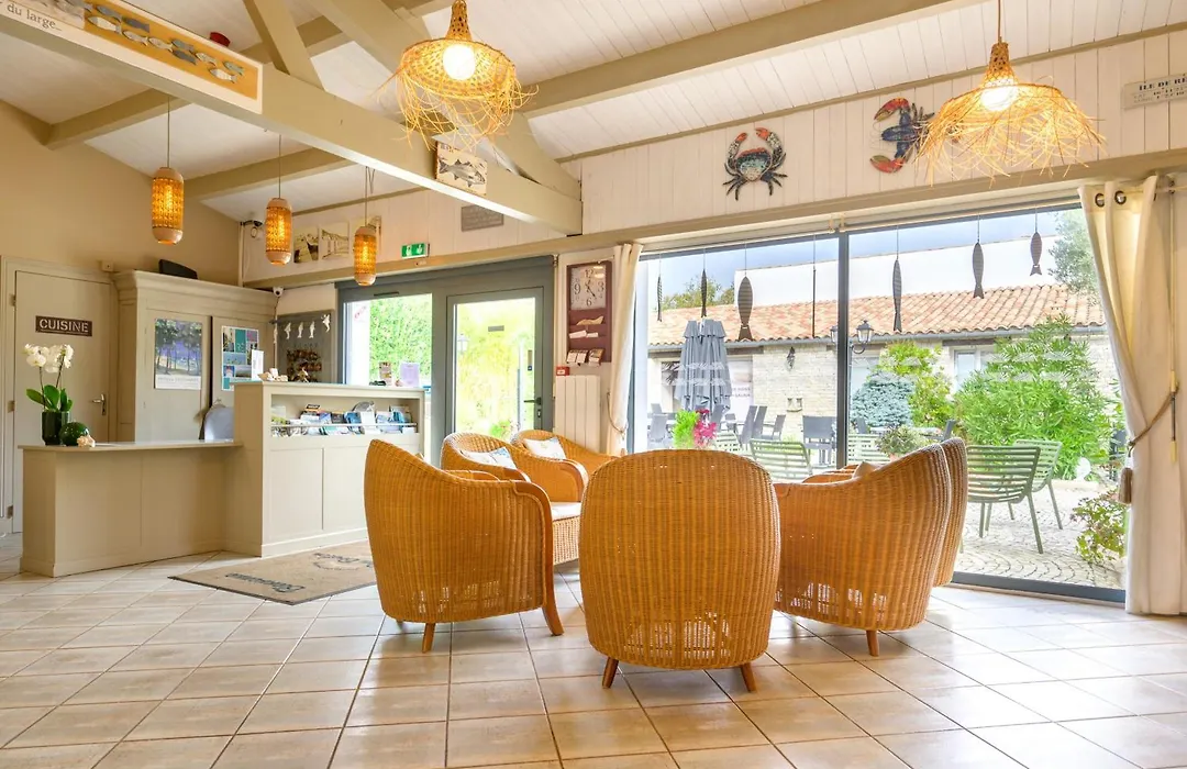 Hotel Le Peu Breton-1