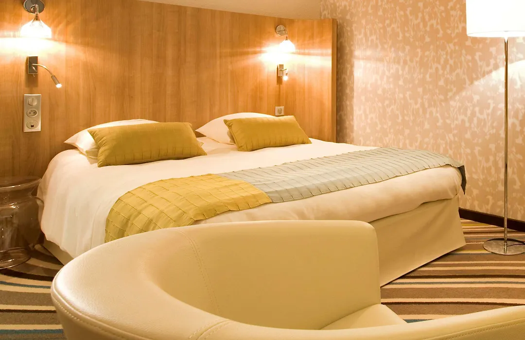 Mercure Angers Centre De Congres-1