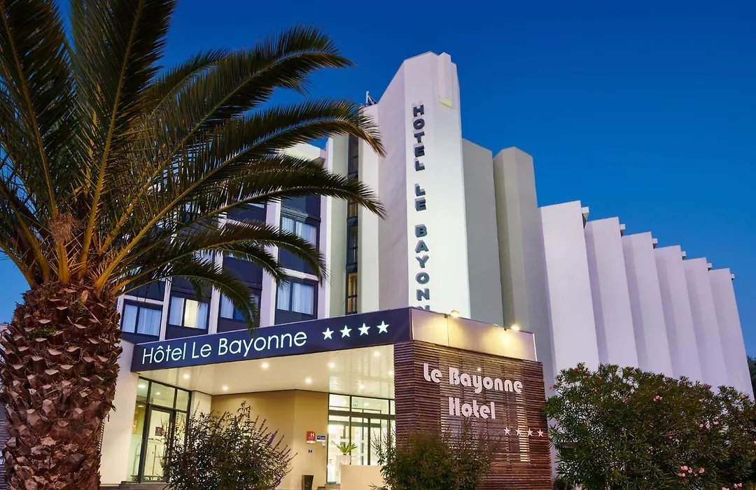 Hotel Le Bayonne-1