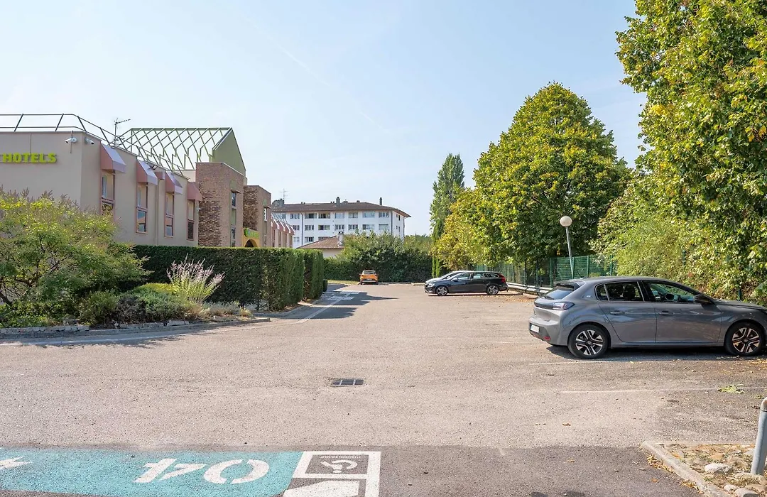 B&B Hotel Annemasse Est-1