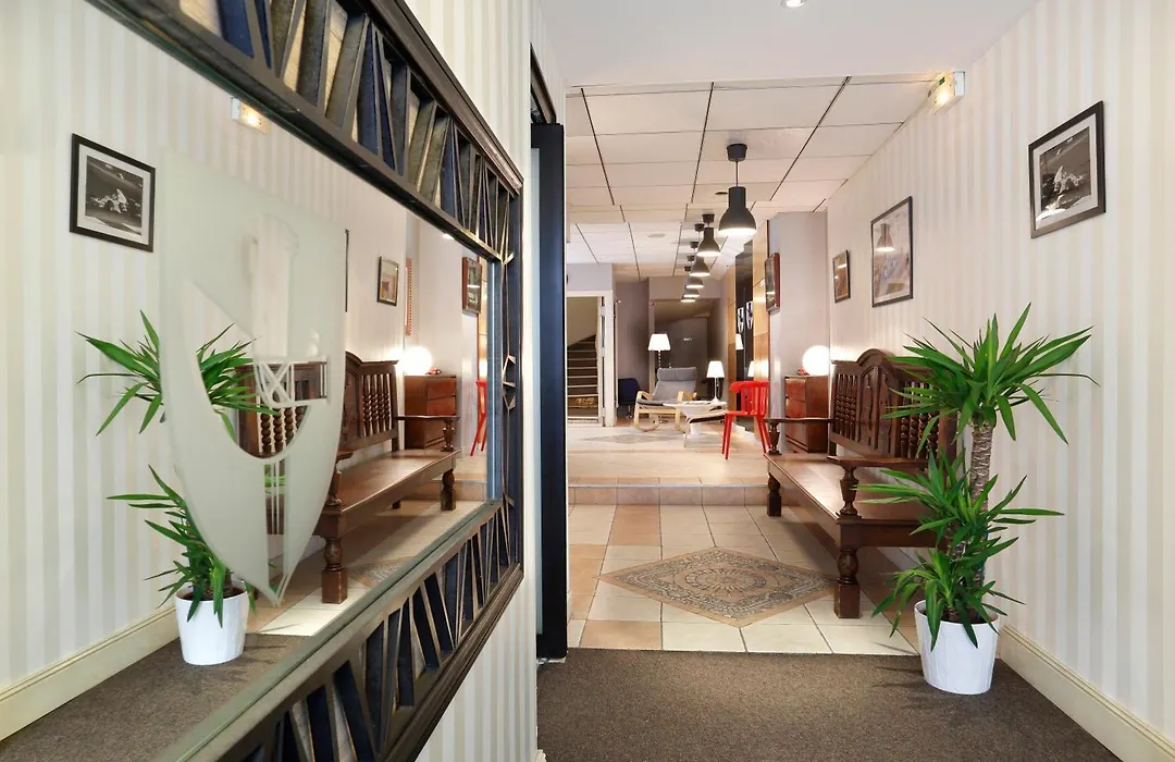 Hotel Le Roncevaux-1