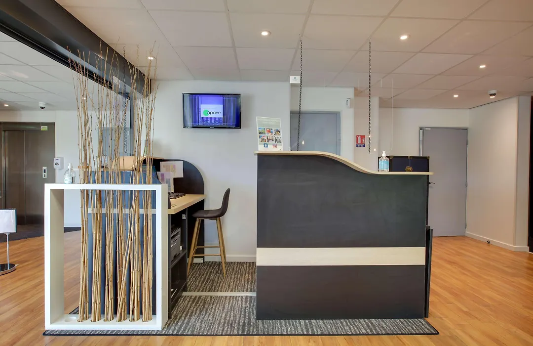 Sure Hotel by Best Western Bordeaux Lac-1