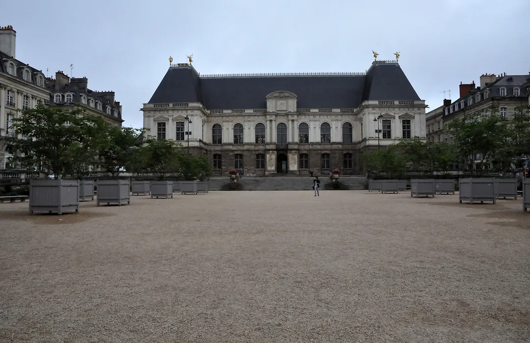 Mercure Rennes Centre Place Bretagne-1