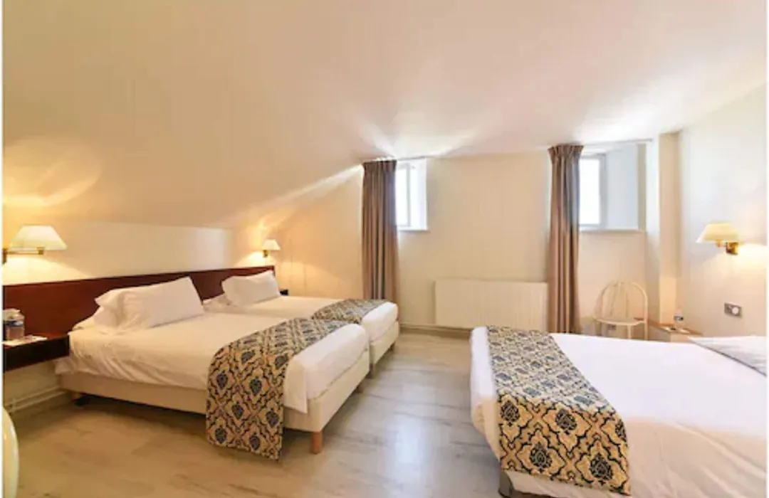 Hotel Moderne-1
