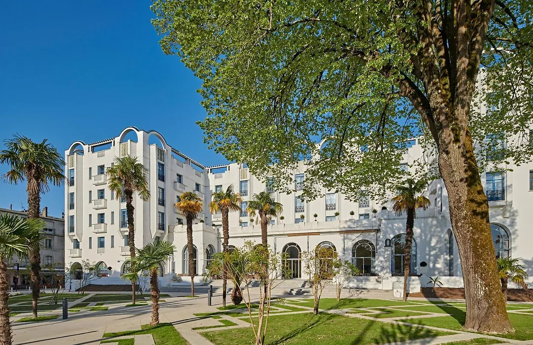 Hotel&Spa Vacances Bleues Le Splendid-1