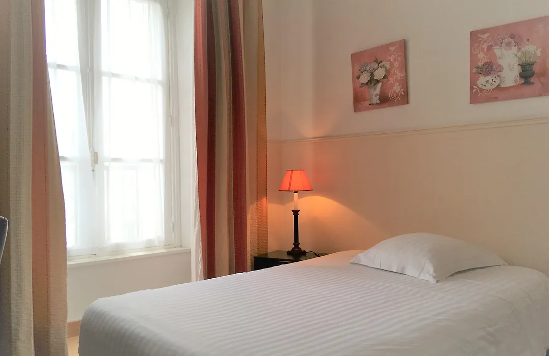 Brit Hotel Limoges Centre Gare - ex hôtel Jeanne d'Arc-1