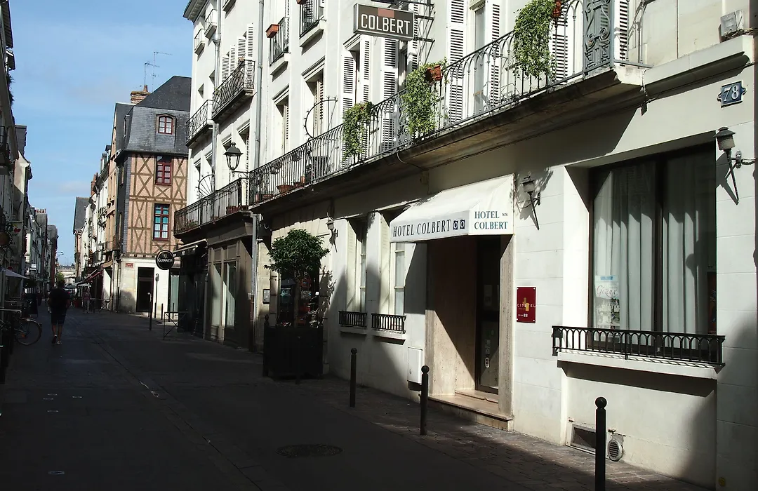 Hotel Colbert-1