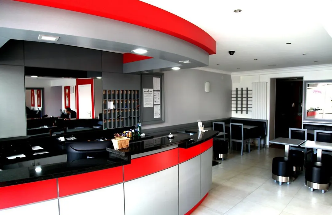 Hotel Briand Devient Hotel Ipl-1