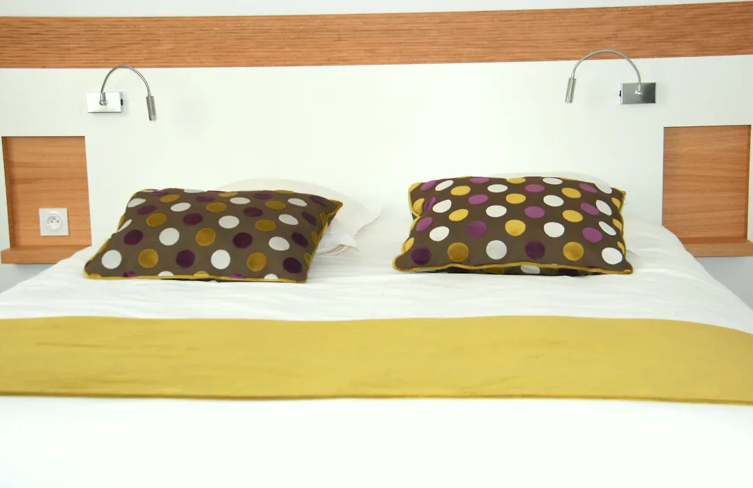 Hotel De Perros, The Originals Boutique-1