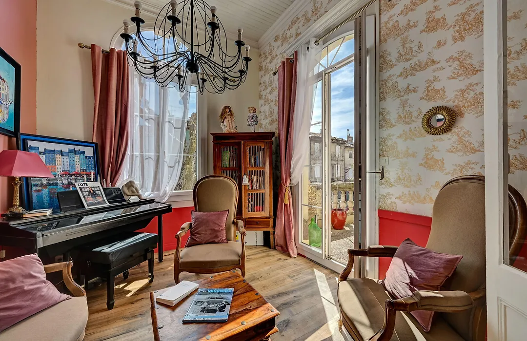 Hotel Des Artistes-1