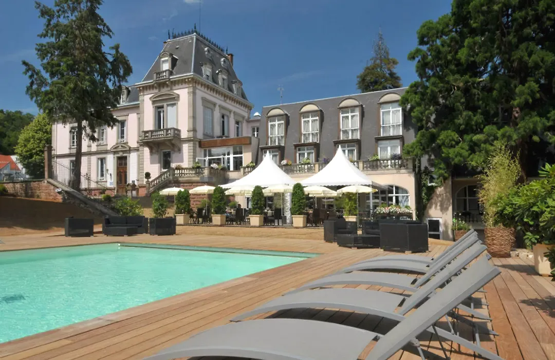 Le H - Hotel & Restaurant-1