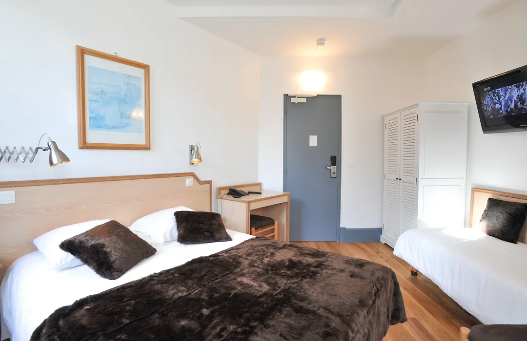 Hotel Des Falaises-1