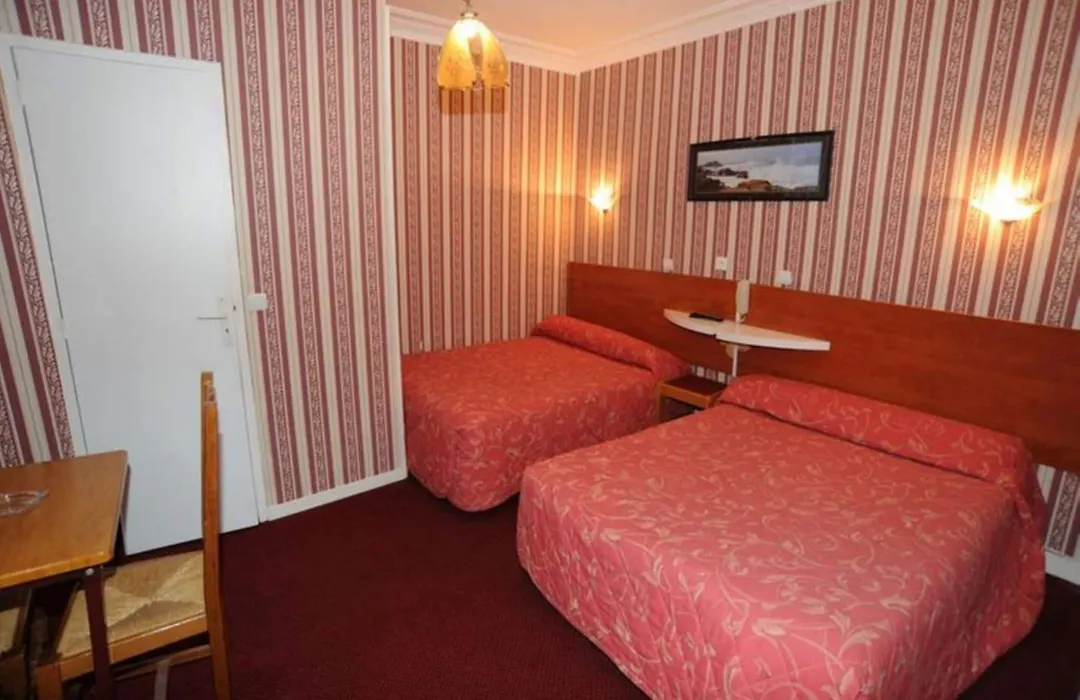 Sully Hôtel-1