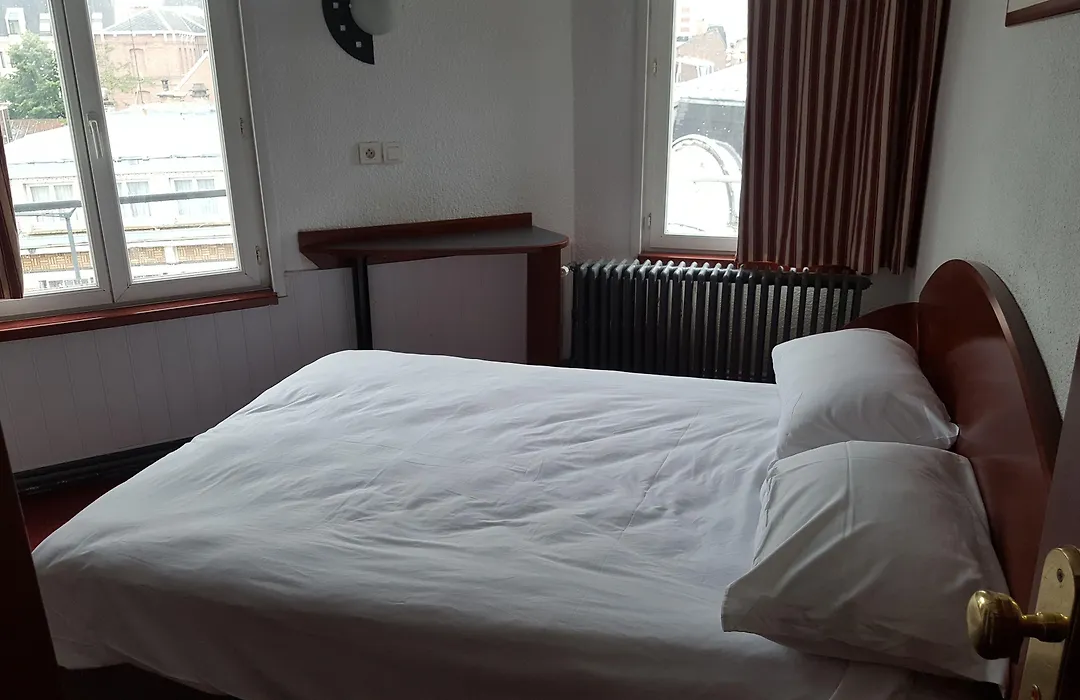 Hotel Le Clemenceau Centre Ville -Sncf-1