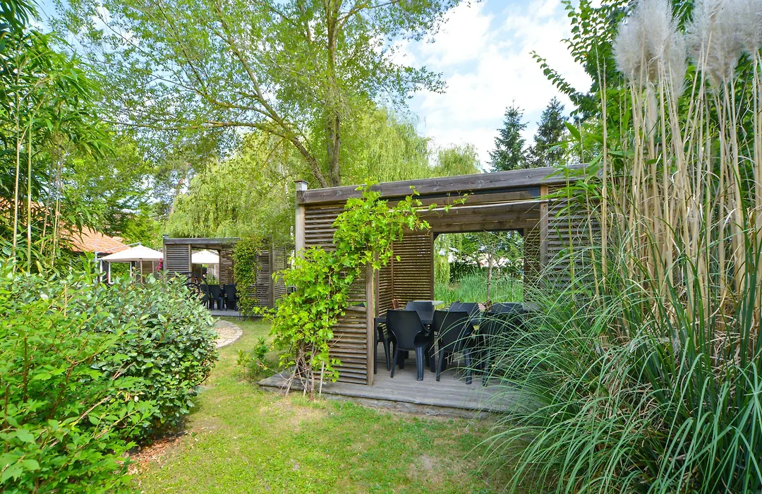 Logis - Hotel Et Restaurant La Mire-1
