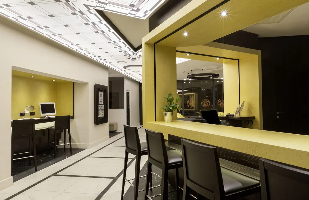 Best Western Journel Nice Saint-Laurent-du-Var-1