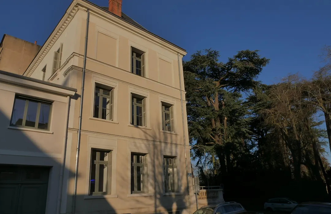 Residence De Tourisme Central Parc Tours-1