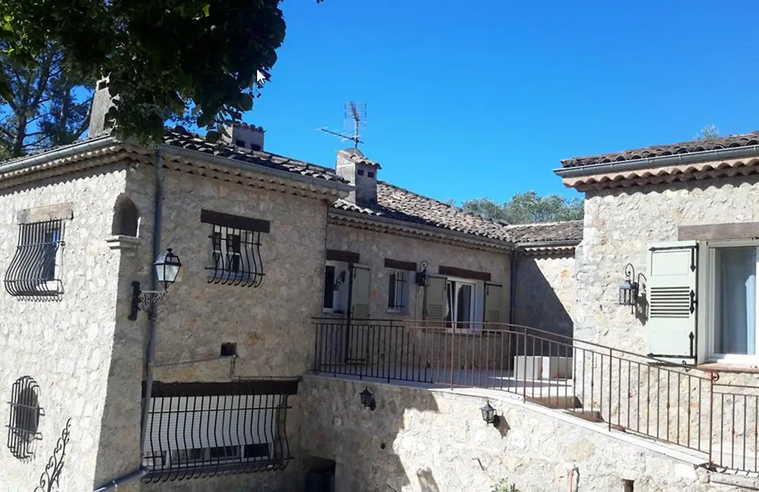 Aux Charmes De Grasse-1