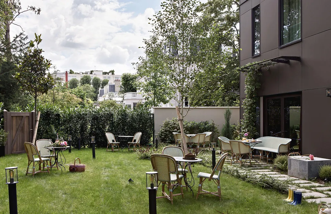Hotel Botaniste-1