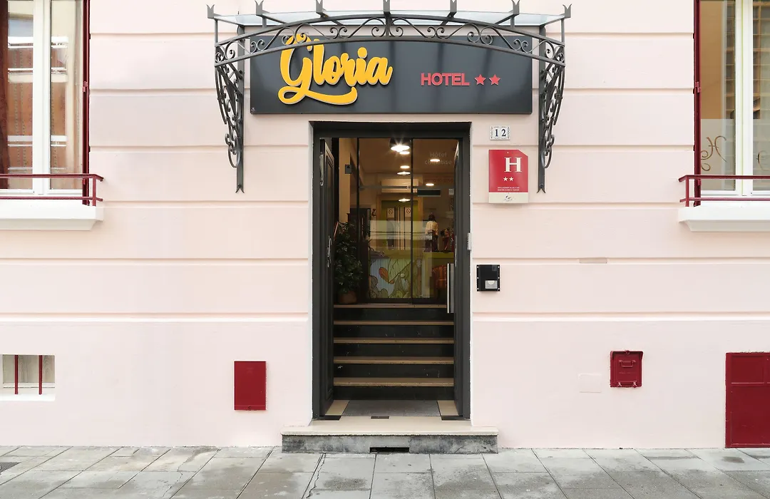 Hôtel Gloria-1